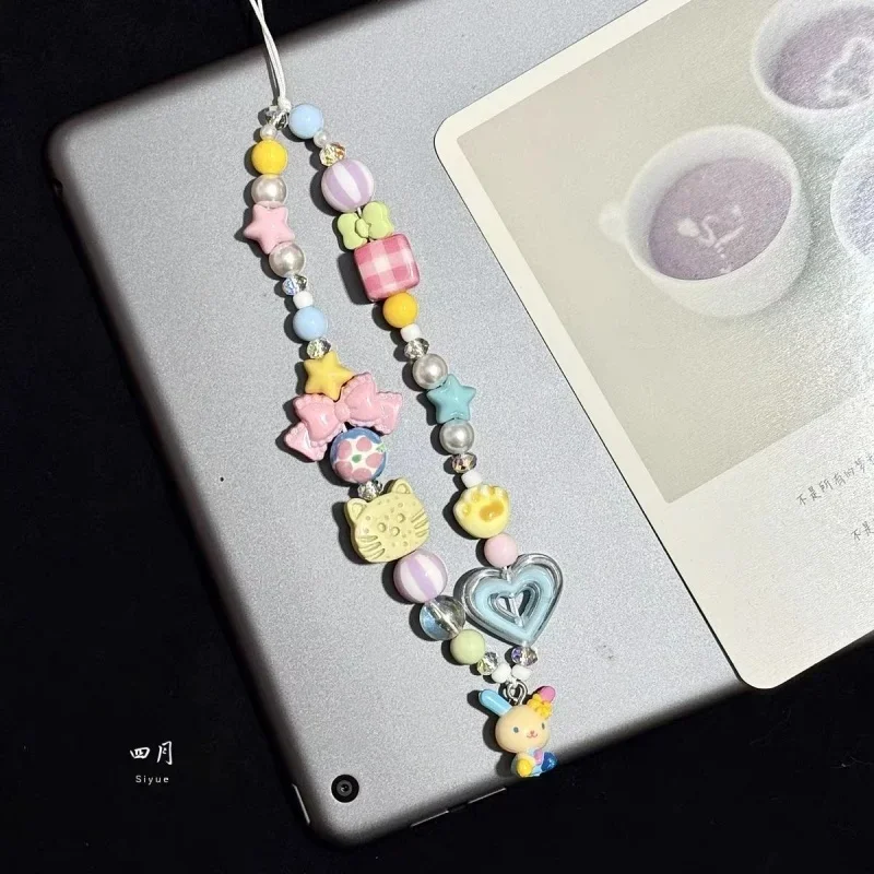 تعليقة هاتف كرتونية ملونة بخرز - مراجعة Phone Accessories For Photography وسعره