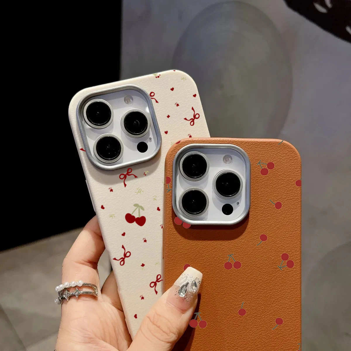 غطاء هاتف لطيف بنمط الكرز الكر - مراجعة Xiaomi Phone Accessories وسعره