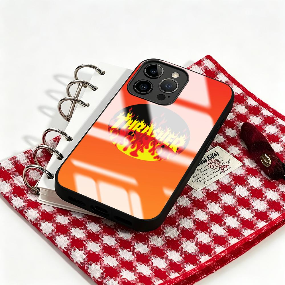 غطاء هاتف ماركة THRASHER لأجهز - مراجعة X Phone Accessories وسعره